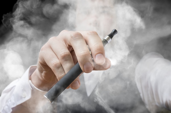 EVALI: The risks of e-cigarette use