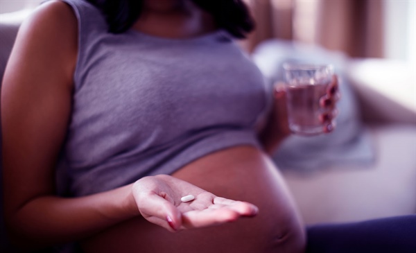 Antidepressant use in pregnancy comes more into focus