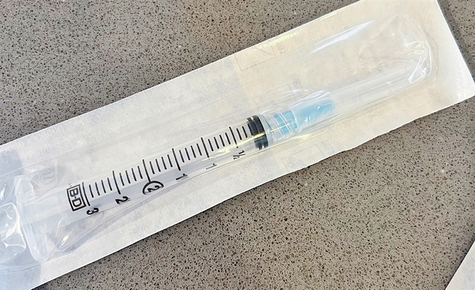 Ensure appropriate dosing instructions and devices are provided for injectable medications