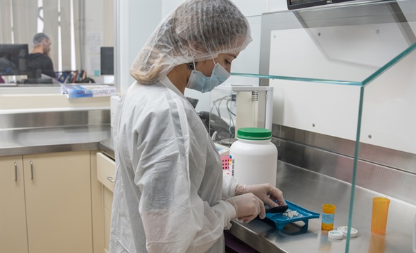 Sterile compounding and technology: New guidance