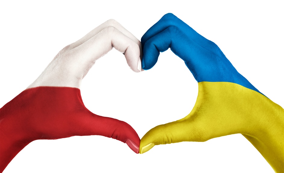 Pharmacists serve displaced Ukrainians on medical mission to Poland