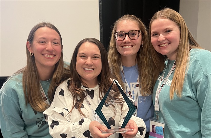 Leading without losing yourself