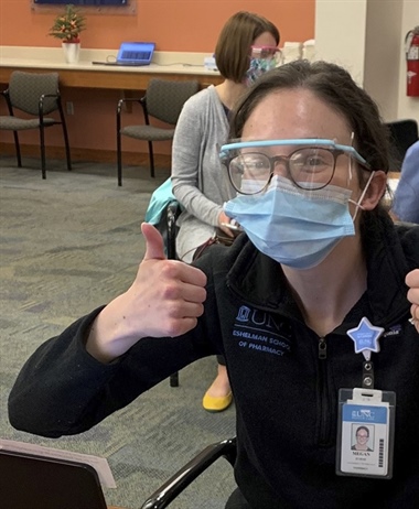 Student pharmacists dive into vaccinating