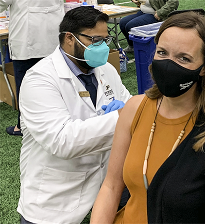 Five ways you can help college-age students become #VaccineConfident